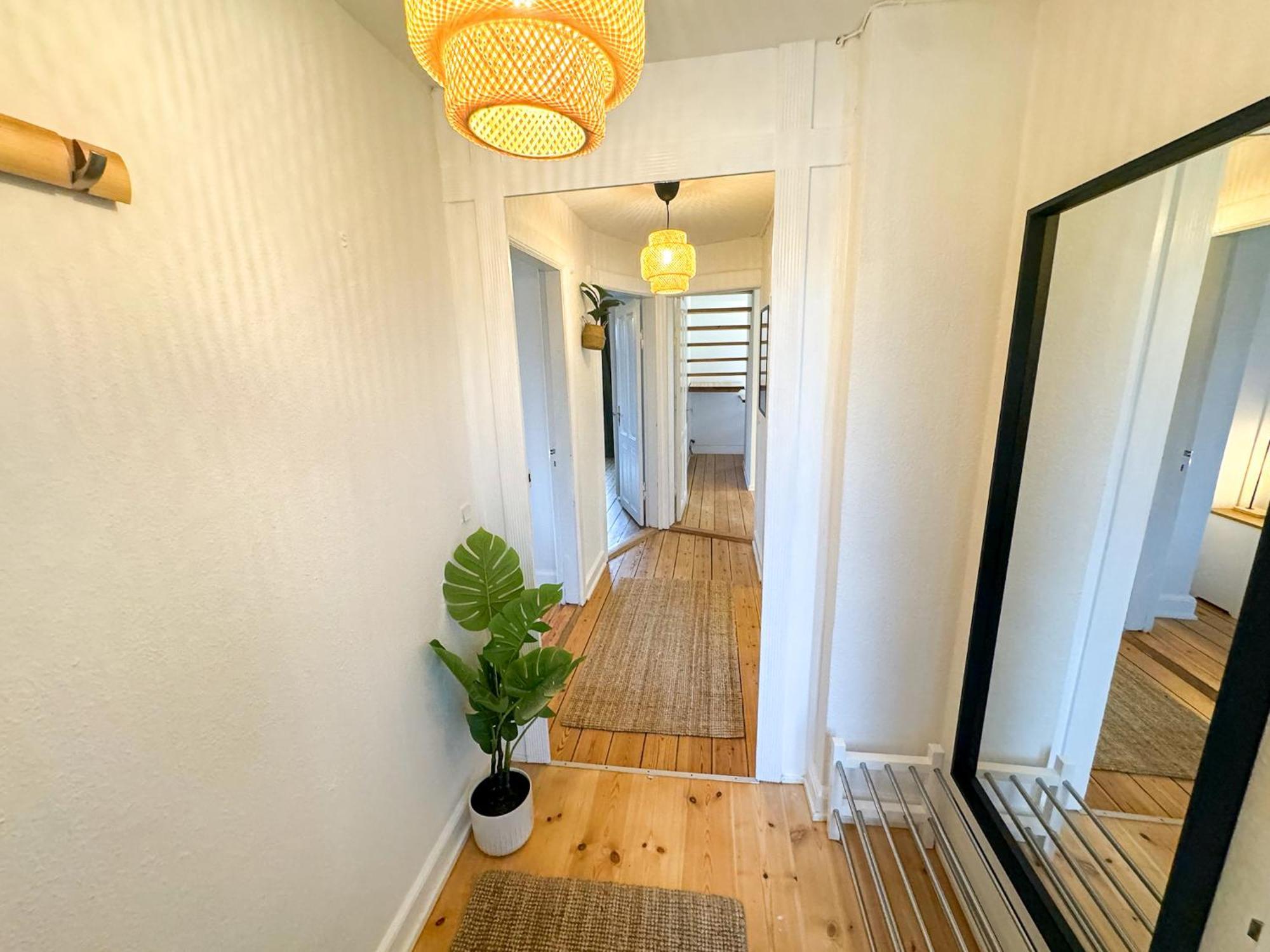 Spacious And Modern House Close To Center